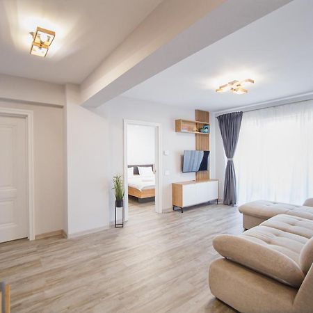Apartmán Creamy Wood Haven Oradea Exteriér fotografie