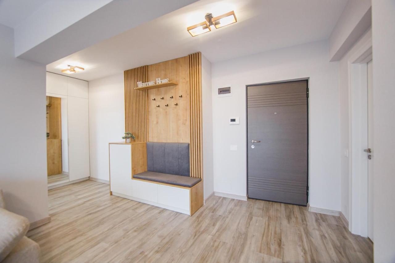 Apartmán Creamy Wood Haven Oradea Exteriér fotografie