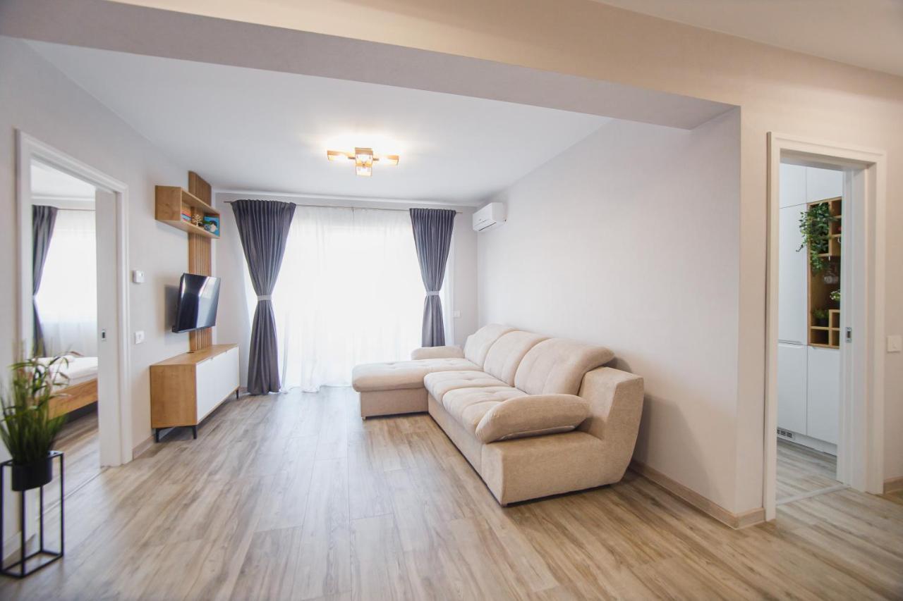 Apartmán Creamy Wood Haven Oradea Exteriér fotografie
