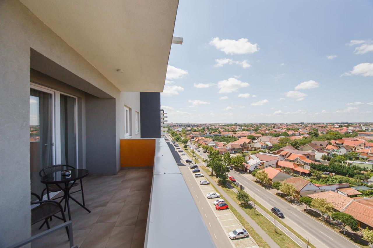 Apartmán Creamy Wood Haven Oradea Exteriér fotografie